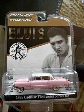 GreenLight Hollywood Elvis 1955 Cadillac Fleetwood Series 60 - Pink